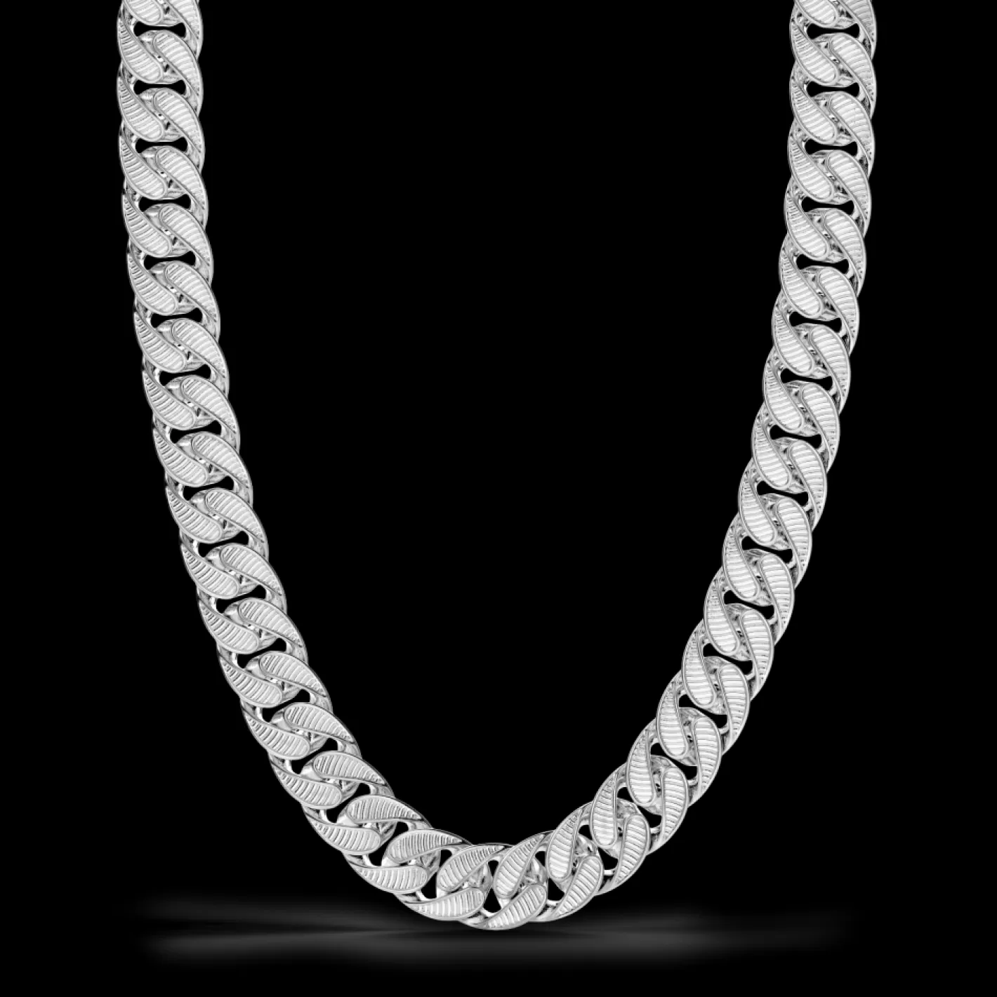 Zancan Gioielli Necklaces>Zancan Broad Curb Chain Necklace With Striated Finish.