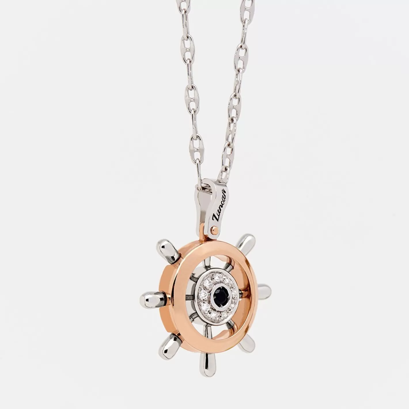 Zancan Gioielli Necklaces>Zancan Gold Necklace With Helm Pendant And Diamonds.