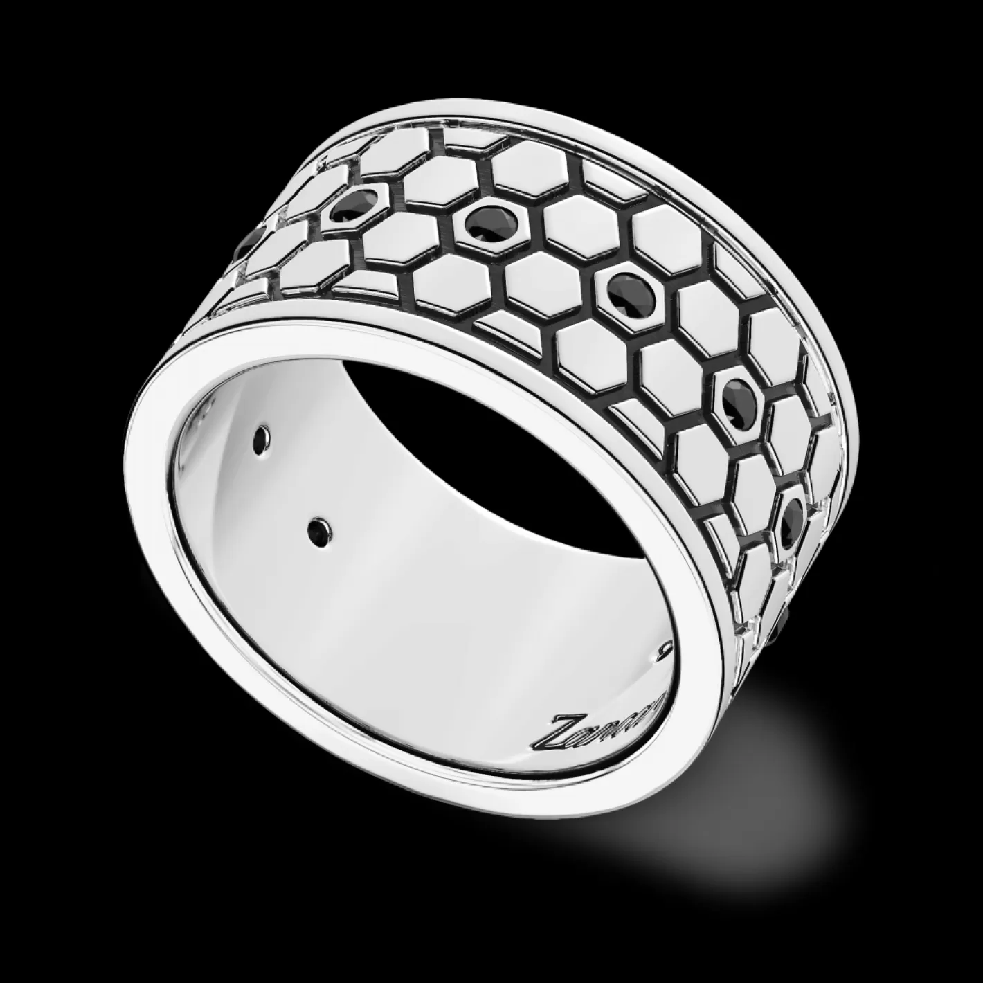 Zancan Gioielli Rings>Zancan Silver Broad Band Ring With Black Stones.